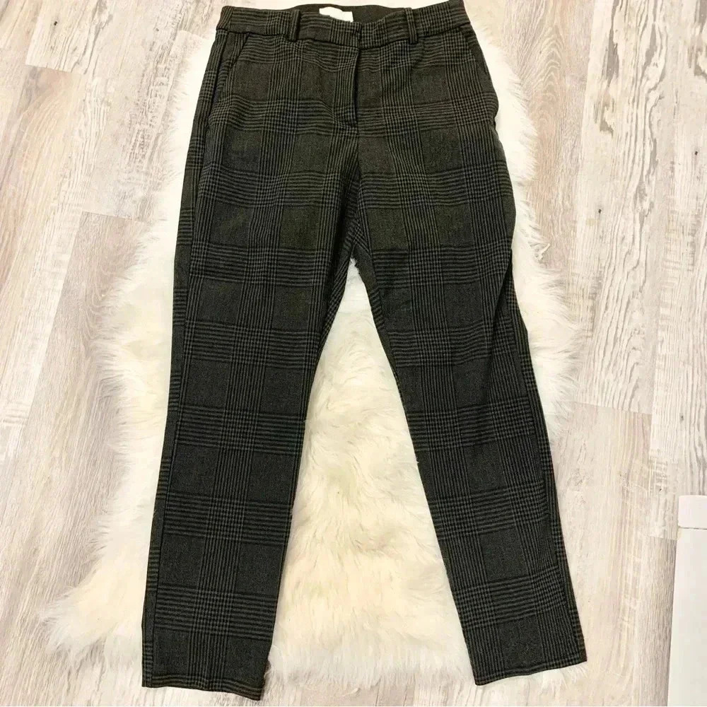 H&M Gray and black plaid check tapered trousers sz 12